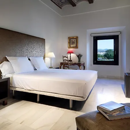 La Marquesa Hotel 3*